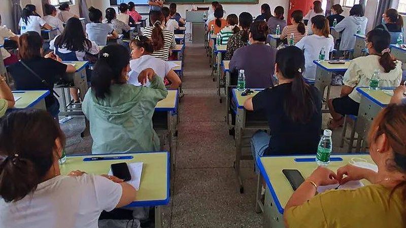 北京学历提升机构：如何规避误区，选择适合自己的学习路径